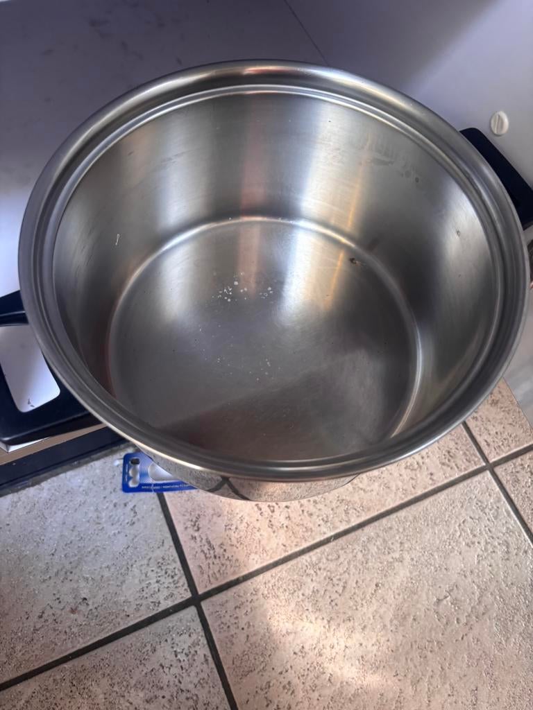 Complete pannenset, ook los verkrijgbaar, Ophalen, Gebruikt, Rvs, Pannenset