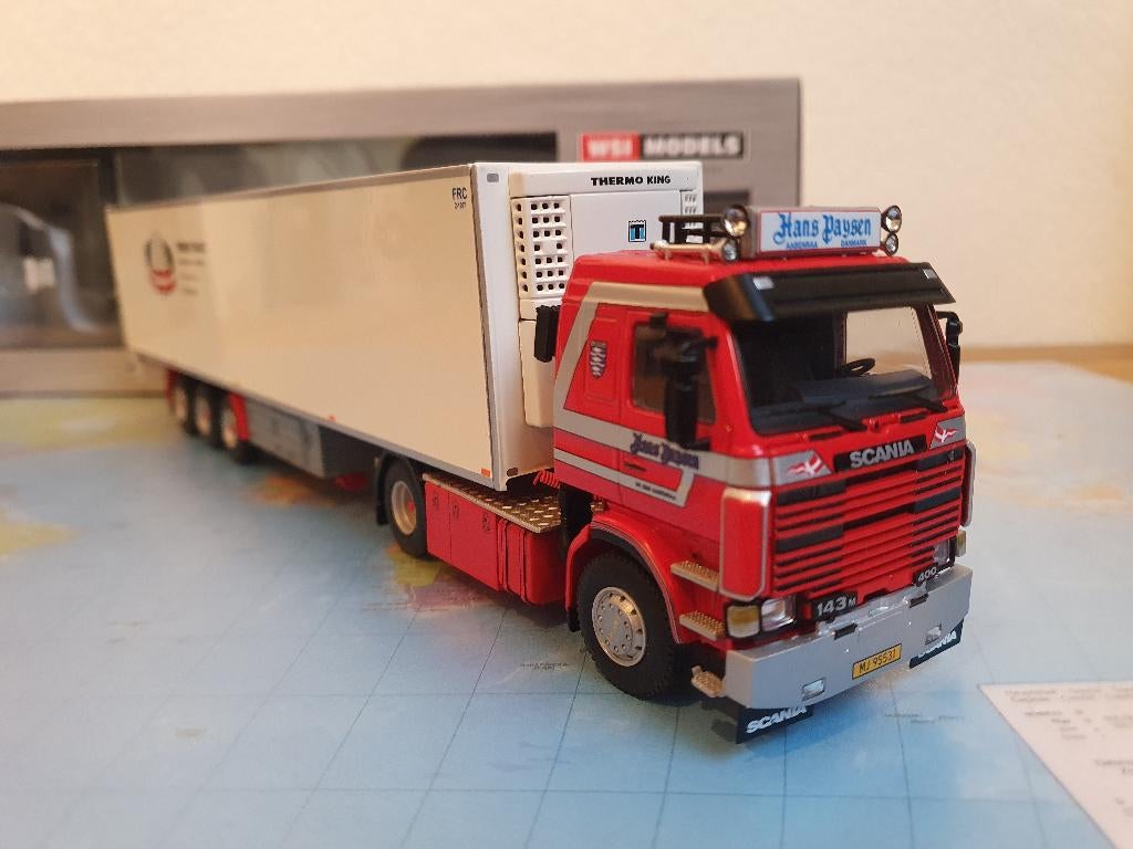 Wsi Scania 143 Hans Paysen, Hobby en Vrije tijd, Modelauto's | 1:50, Ophalen of Verzenden, Nieuw, Bus of Vrachtwagen, Wsi
