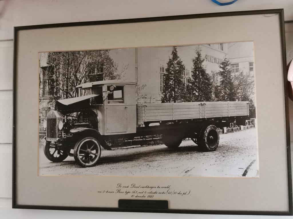 Afbeelding van de eerste diesel vrachtwagen ooit. Benz., Ophalen of Verzenden, Voor 1940, Overige onderwerpen