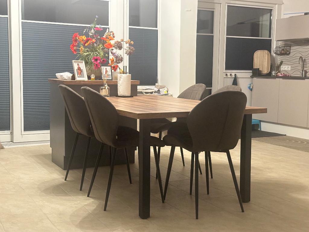 Eettafel met een klein eilandje + 4 stoelen, Huis en Inrichting, Ophalen, 100 tot 150 cm, Zo goed als nieuw, Vijf personen of meer