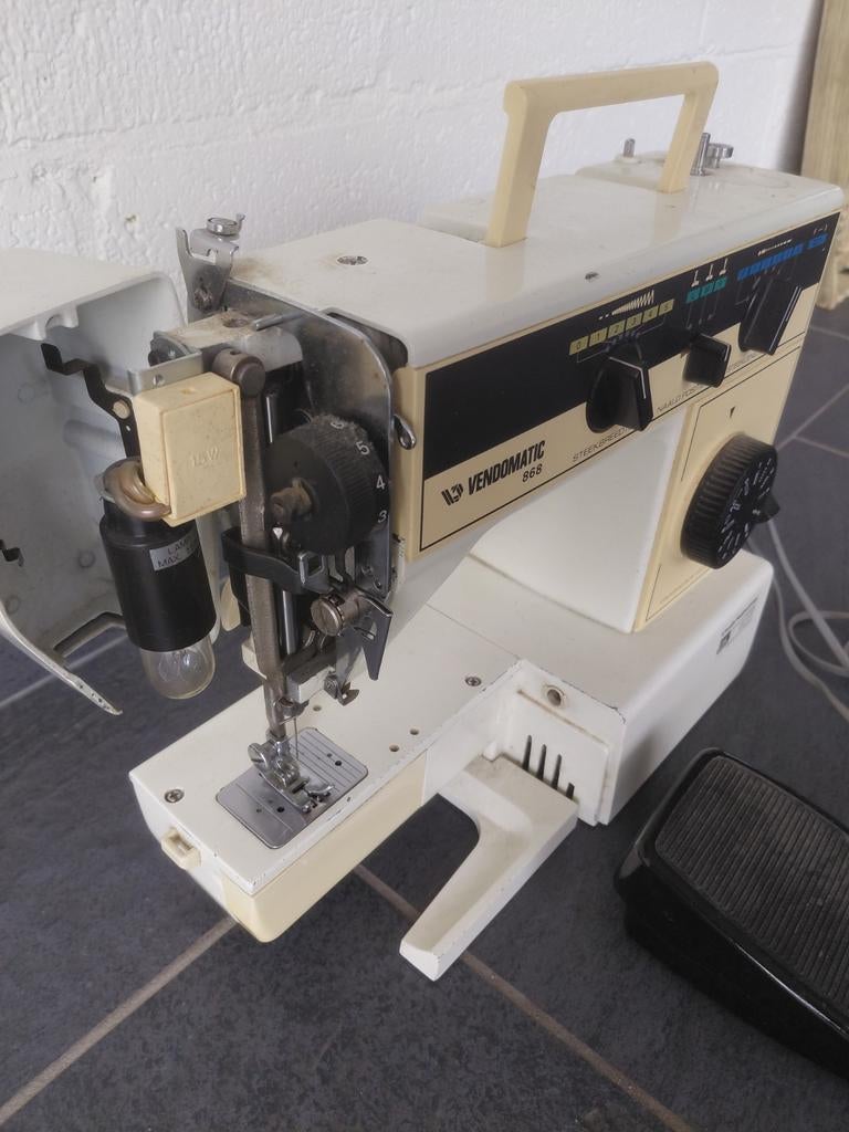 Vendomatic 868 Naaimachine - Vintage Model, Ophalen, Gebruikt, Naaimachine, Overige merken