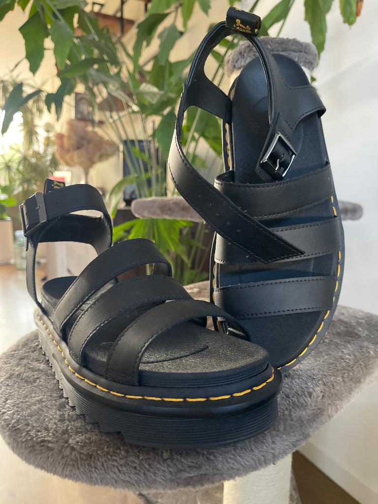 Nieuw Dr Martens sandalen, Kleding | Dames, Schoenen, Zwart, Nieuw, Dr. Martens, Sandalen of Muiltjes