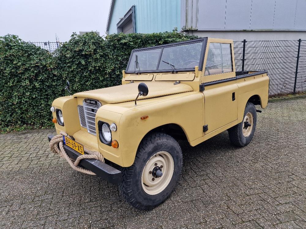 Land Rover 88 Pick-up (bj 1984), Auto's, Land Rover, Bedrijf, Te koop, 4x4, Open dak, Trekhaak, Overige modellen, Benzine, SUV of Terreinwagen