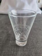 SCHROBBELER glaasje 11 cm hoog, Verzamelen, Ophalen of Verzenden, Zo goed als nieuw, Borrel- of Shotglas