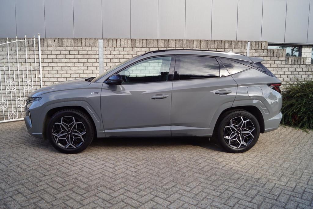 Hyundai Tucson 1.6 T-GDI HEV N Line Sky Autom 180 PK Panodak, Gebruikt, 4 cilinders, 1650 kg, Origineel Nederlands