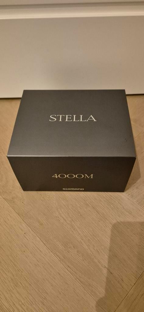 Shimano stella 4000m nieuw, Ophalen of Verzenden, Nieuw, Staal, Overige merken
