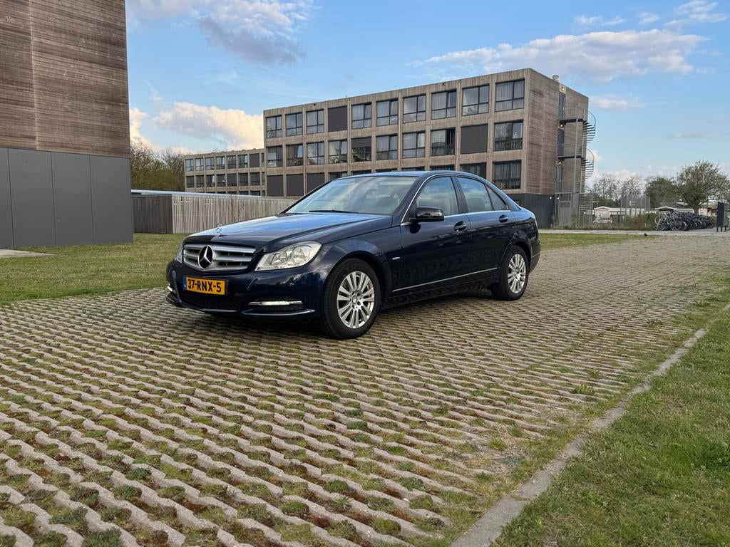 Mercedes-Benz C-Klasse C180 CGI 2011 7g tronic, Auto's, Automaat, 745 kg, 1800 kg, Beige