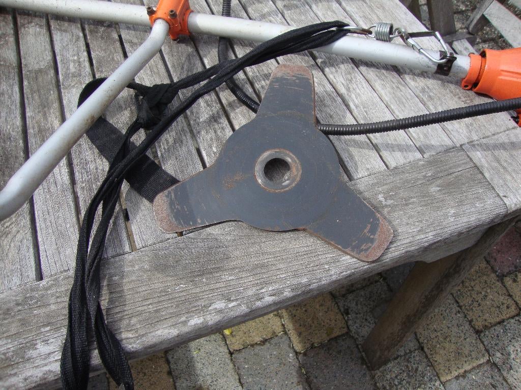 bosmaaier, Benzine, Gebruikt, 10 tot 30 cm, Ophalen