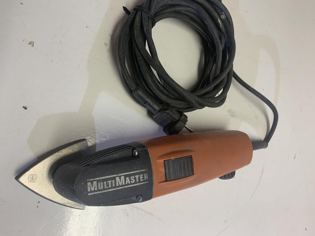 Fein multimaster  schuurmachine met regelbare snelheid, Ophalen of Verzenden, Gebruikt, Minder dan 600 watt, Vlakschuurmachine
