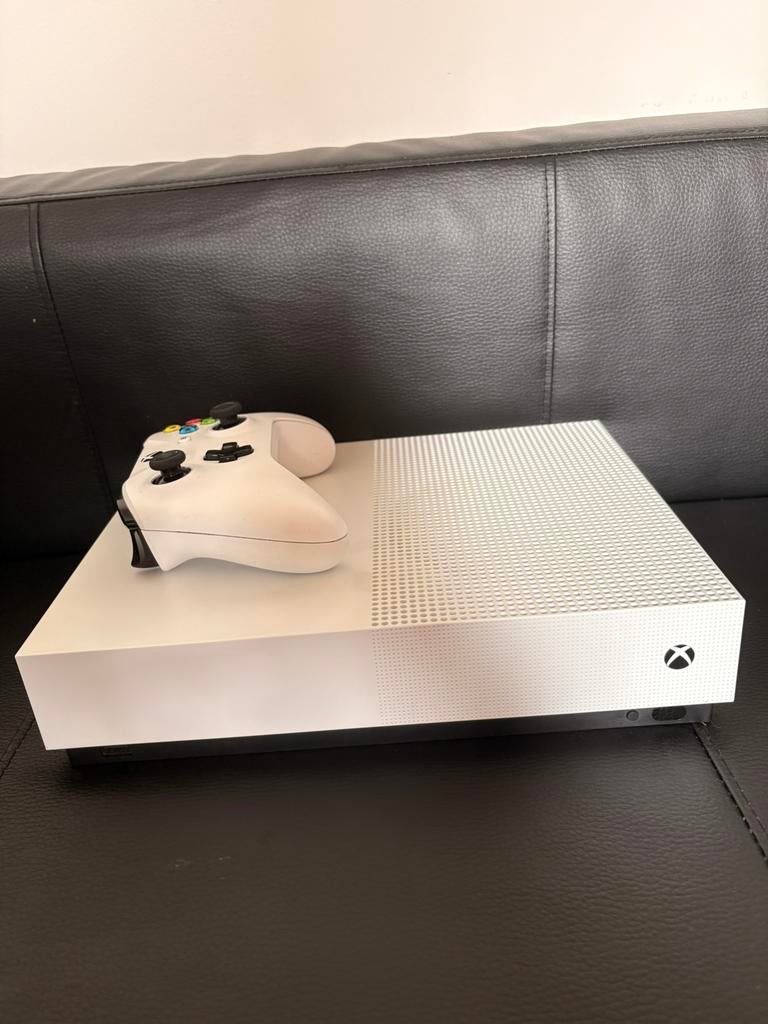 Xbox One S (All digital, Ophalen, 500 GB, Xbox One S All-digital, Zo goed als nieuw