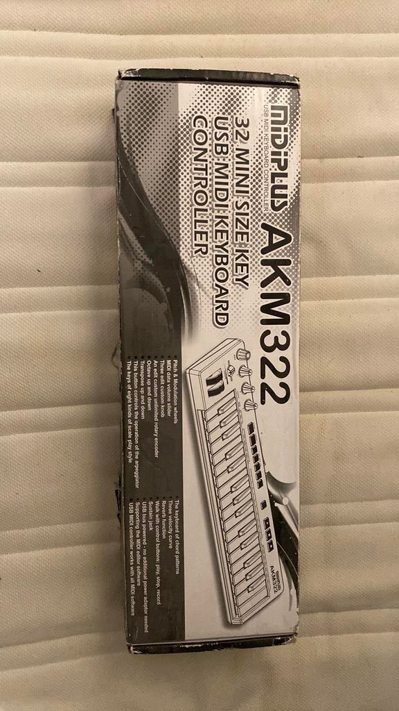 AKM322 USB MIDI Keyboard Controller, Ophalen of Verzenden, Zo goed als nieuw