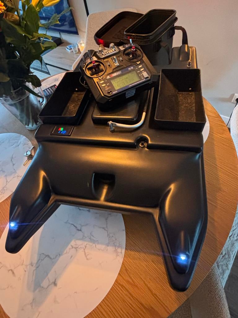 Proline Darkshadow voerboot, Ophalen, Gebruikt, Overige typen