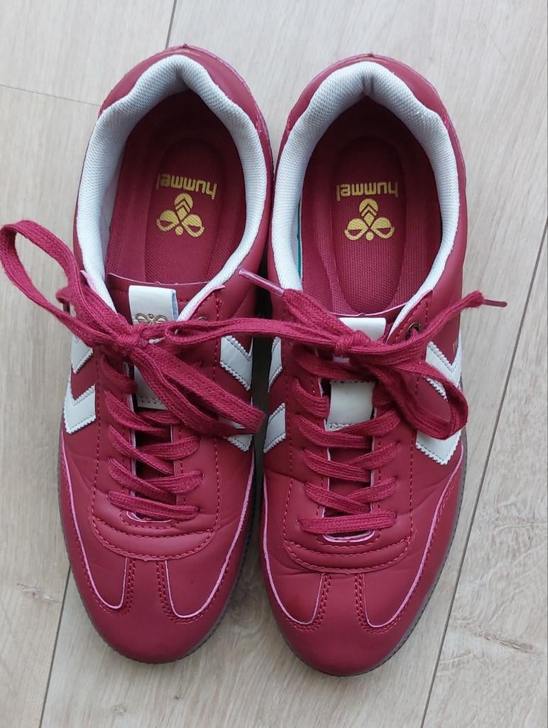 Lage rode Hummel sneakers maat 40, Ophalen of Verzenden, Hummel, Rood, Sneakers of Gympen