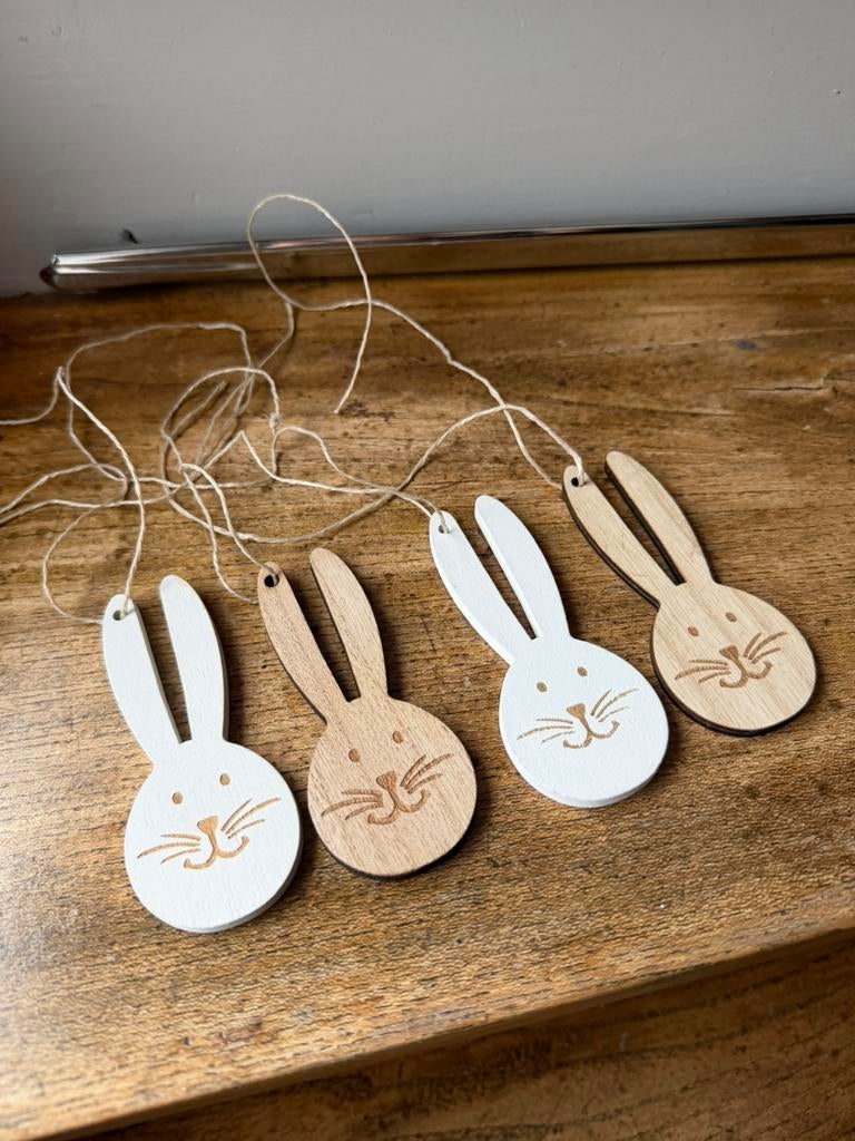 4x Houten paashaas hanger, Diversen, Ophalen of Verzenden, Zo goed als nieuw