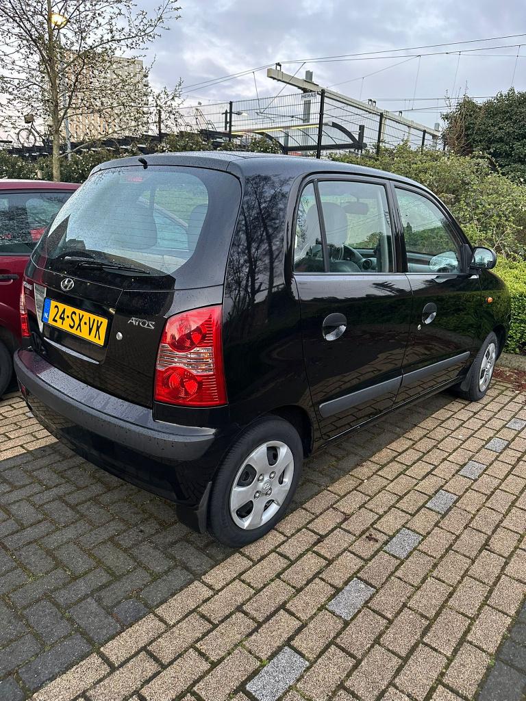 Hyundai Atos 1.1 2006 Goed onderhouden, Voorwielaandrijving, 31 €/maand, 4 cilinders, Zwart