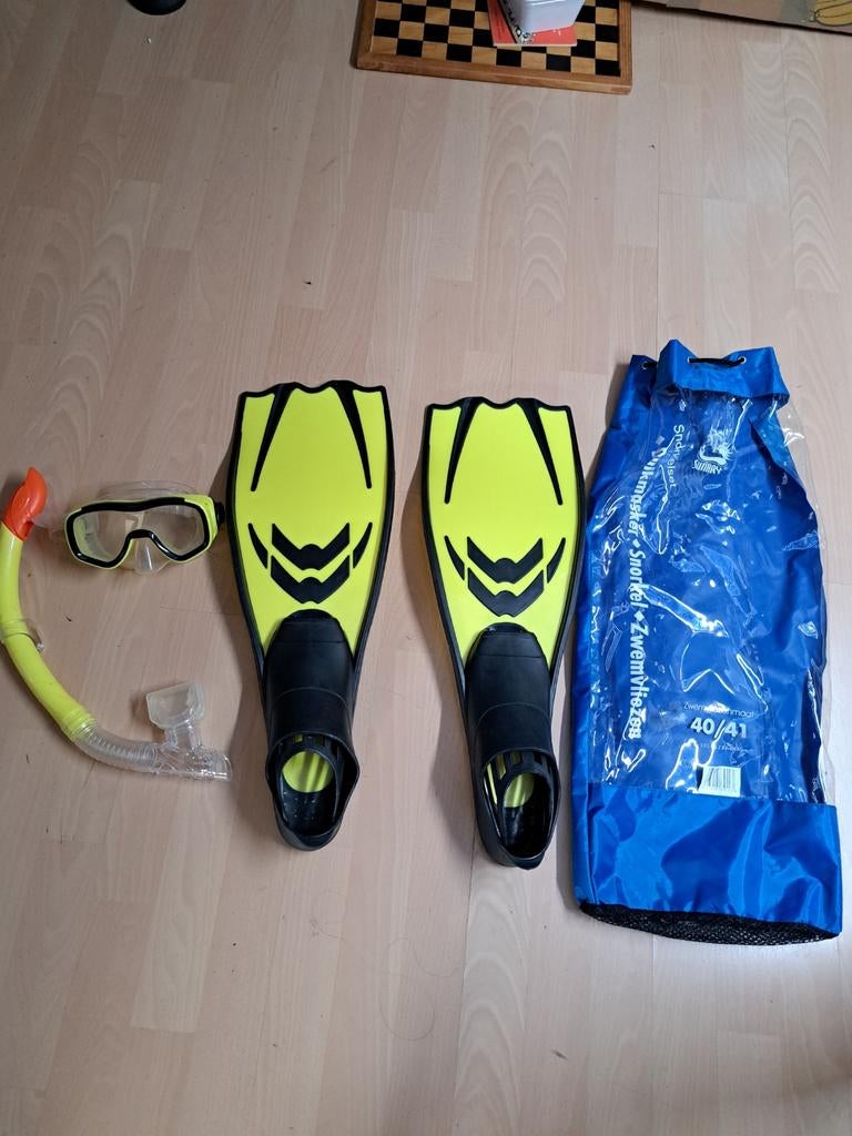 Mooie snorkelset  - maat 40 / 41 ongebruikt, Ophalen of Verzenden, Nieuw, Snorkelset
