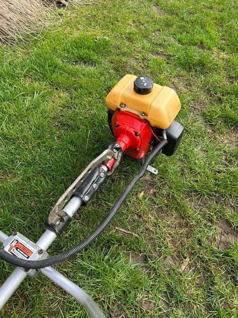 Bosmaaier opknapper, Tuin en Terras, Bosmaaiers, Ophalen of Verzenden, Zo goed als nieuw, Benzine