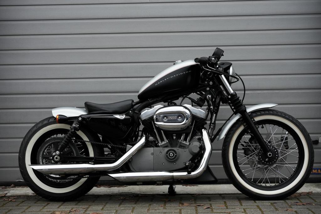 Harley Davidson XL 1200 N Nightster 5HD Sportster 1200, Laan van Vredenoord 33
2289 DA  Rijswijk, NL, H-DCUSTOMERSERVICE@Harley-Davidson.com
