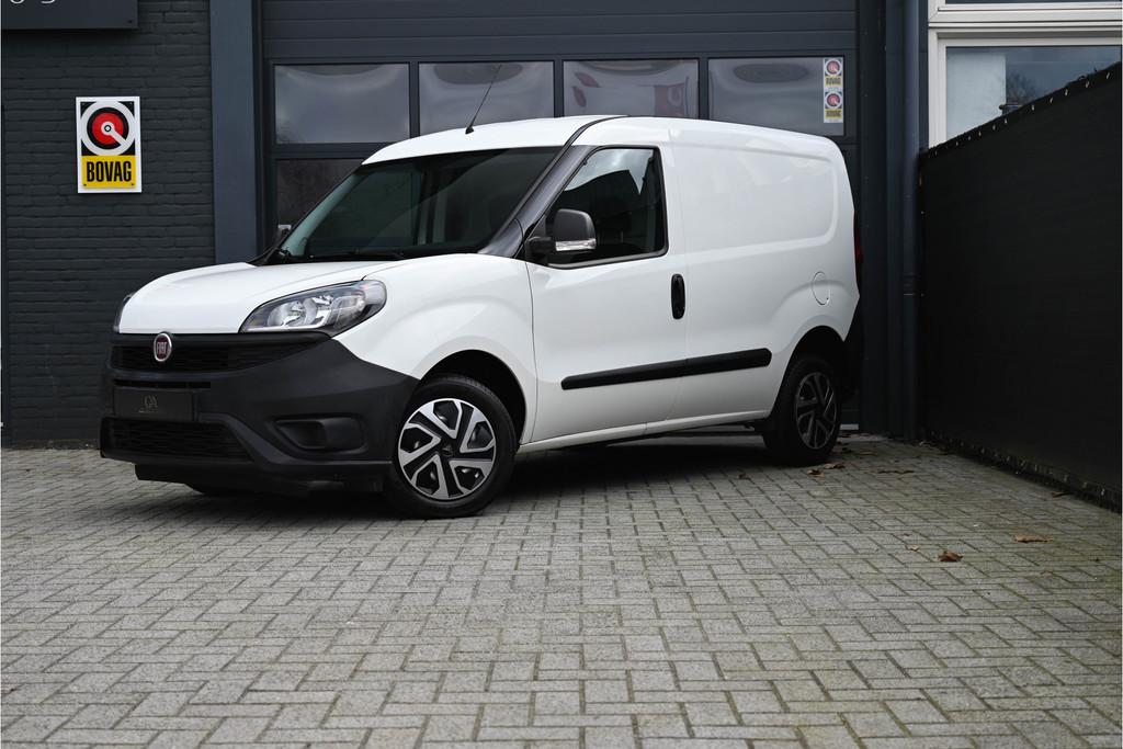 Fiat Doblò Cargo 1.3 MJ L1H1 (bj 2020), Voorwielaandrijving, Stof, Gebruikt, 4 cilinders