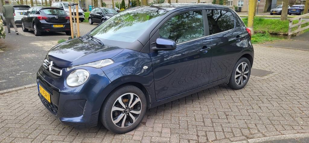 Citroën C1 1.0 VTi Shine 5D 2017 Blauw 51k km, Voorwielaandrijving, C1, Origineel Nederlands, Handgeschakeld