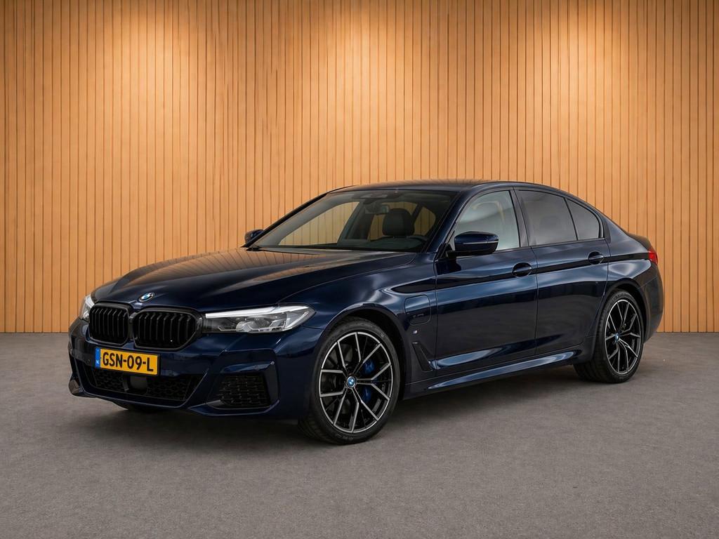 BMW 5-serie 545e xDrive High Executive M-Sport, Auto's, BMW, Bedrijf, Te koop, 5-Serie, 4x4, ABS, Achteruitrijcamera, Adaptive Cruise Control