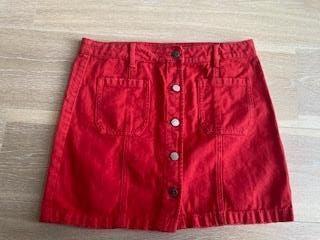 Nieuwe rode spijkerrok, rok van Marks & Spencer mt. 158, Meisje, Ophalen of Verzenden, Zo goed als nieuw, Jurk of Rok
