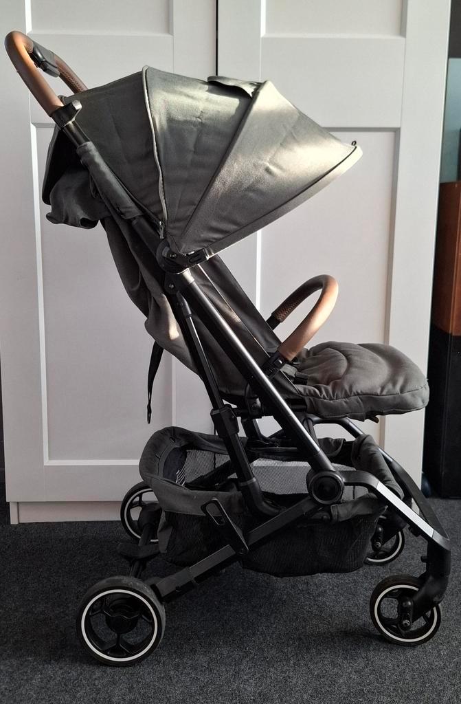 Qute Q-Compact Buggy Groen - Compact en Lichtgewicht, Kinderen en Baby's, Buggy's, Ophalen of Verzenden