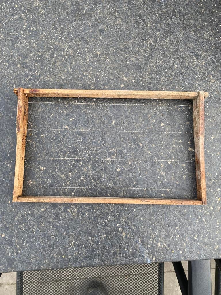 DN normaal bijen broedkamer ramen, Bijen