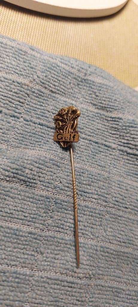 Vintage Golf Speldje - Gouden Kleur, Ophalen of Verzenden, Gebruikt, Sport, Speldje of Pin
