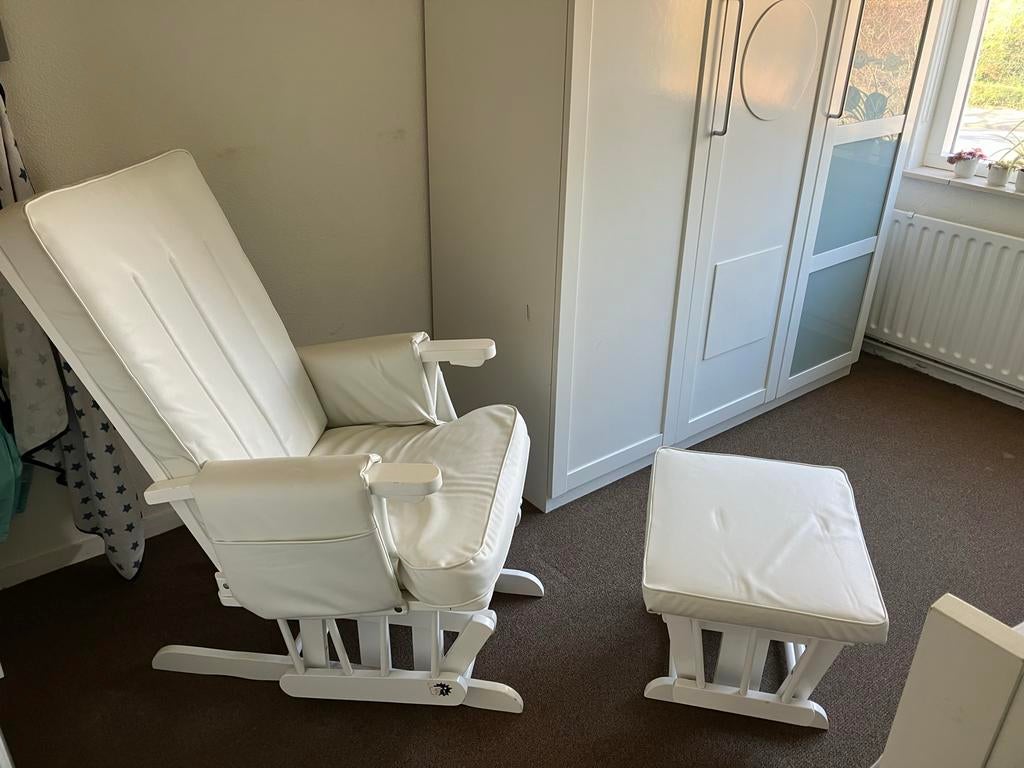 Childwood Schommelstoel met bijpassend schommelvoetbankje, Ophalen, Gebruikt, Stoel