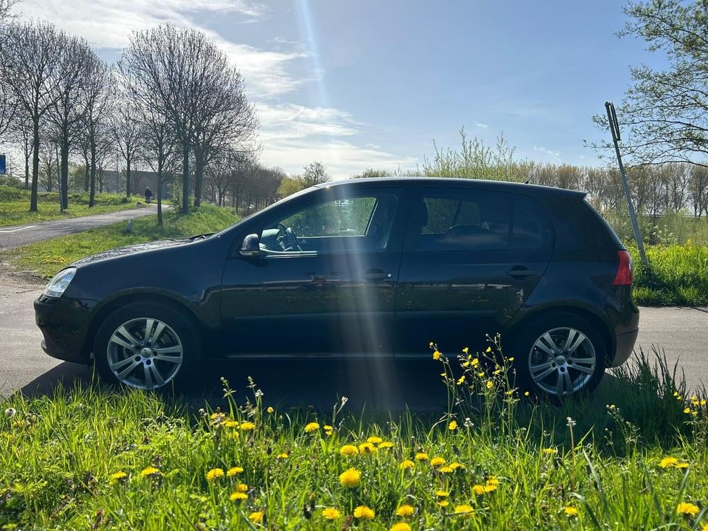 Volkswagen Golf 1.6 16V FSI 85KW 5D Aut6 2006 Zwart, 4 cilinders, Zwart, Origineel Nederlands, 1200 kg