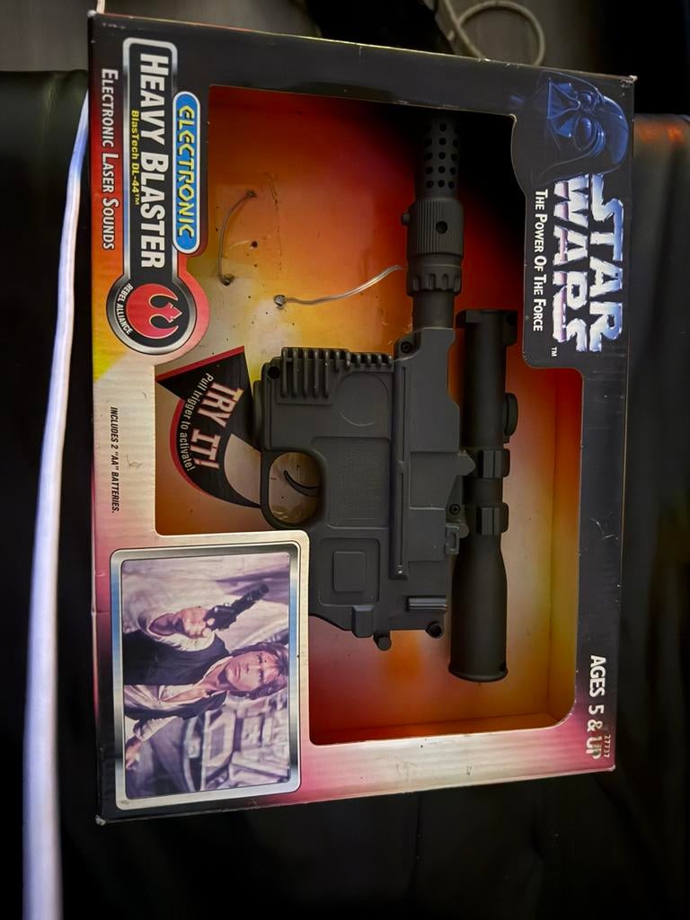 Han solo blaster star wars, Verzamelen, Star Wars, Ophalen of Verzenden, Zo goed als nieuw, Actiefiguurtje
