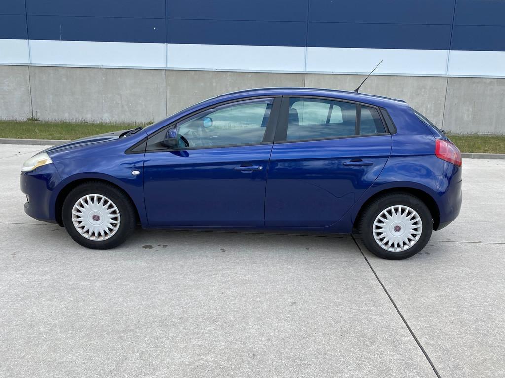 Fiat Bravo 1.4 Dynamic APK 5-27/AIRCO/ELEK.RMN/NAP, Voorwielaandrijving, Metallic lak, Gebruikt, Zwart