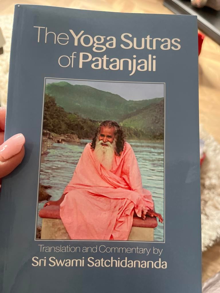De Yoga Sutra's van Patanjali - Sri Swami Satchidananda, Boeken, Esoterie en Spiritualiteit, Ophalen of Verzenden, Gelezen, Meditatie of Yoga