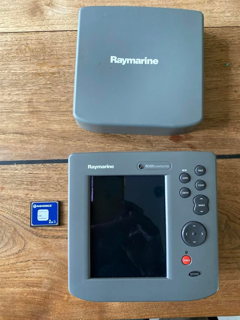 Raymarine RC435 Kaartplotter met Navionics kaart en bescherm, Ophalen of Verzenden, Gebruikt, Kaartplotter of Fish Finder