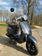 Momo Morino ( Riva ) Vespa Look a Like Snor Scooter 35 km, Overige merken, Ophalen of Verzenden, Zo goed als nieuw, Benzine