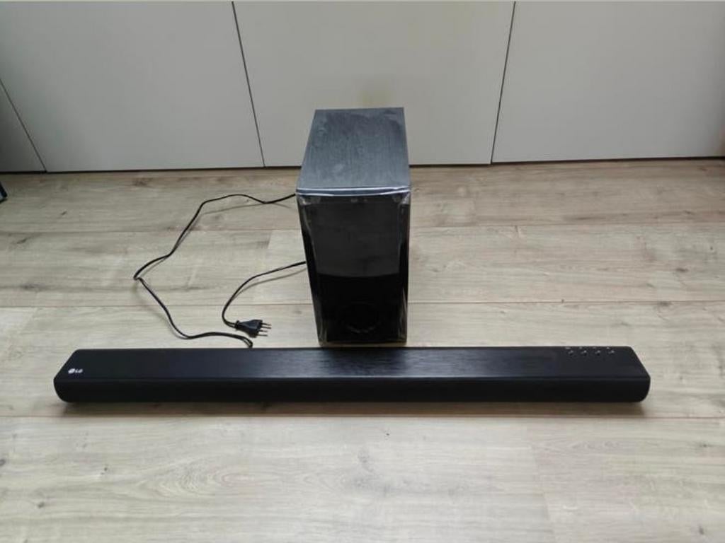 LG LA350b Soundbar met subwoofer, Audio, Tv en Foto, Soundbars, Ophalen, Bluetooth, Gebruikt