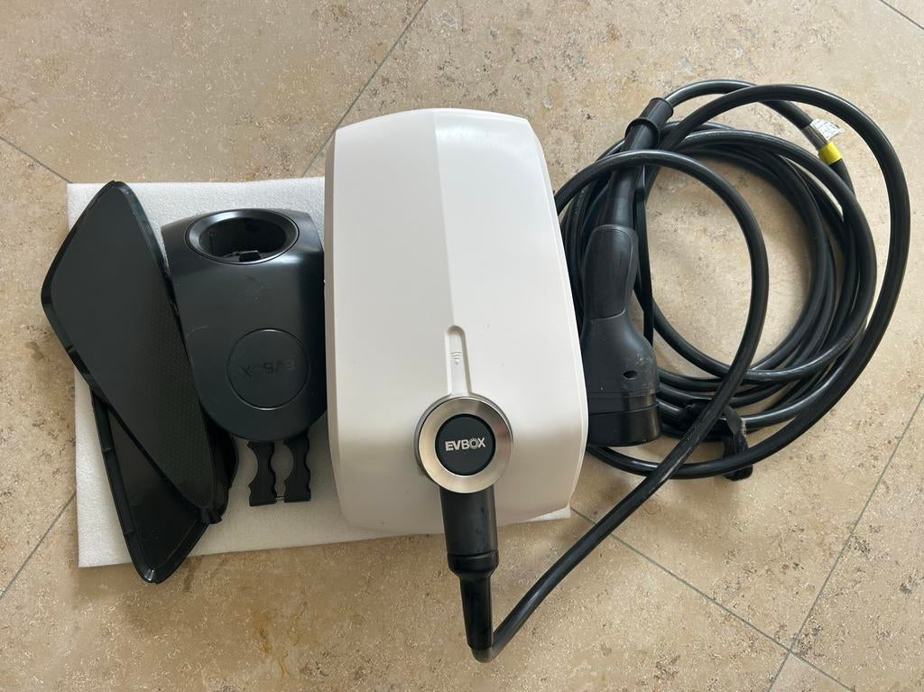 Evbox Elvi laadpaal 3 fasen - 3 jaar gebruikt, Auto diversen, Laadpalen, Ophalen of Verzenden, Gebruikt, Laadpaal