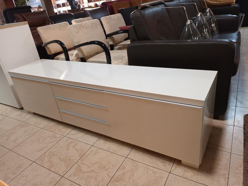 Mooie Witte Glanzende TV-Meubel., Huis en Inrichting, Kasten | Televisiemeubels, Ophalen, Gebruikt, 150 tot 200 cm, Minder dan 100 cm