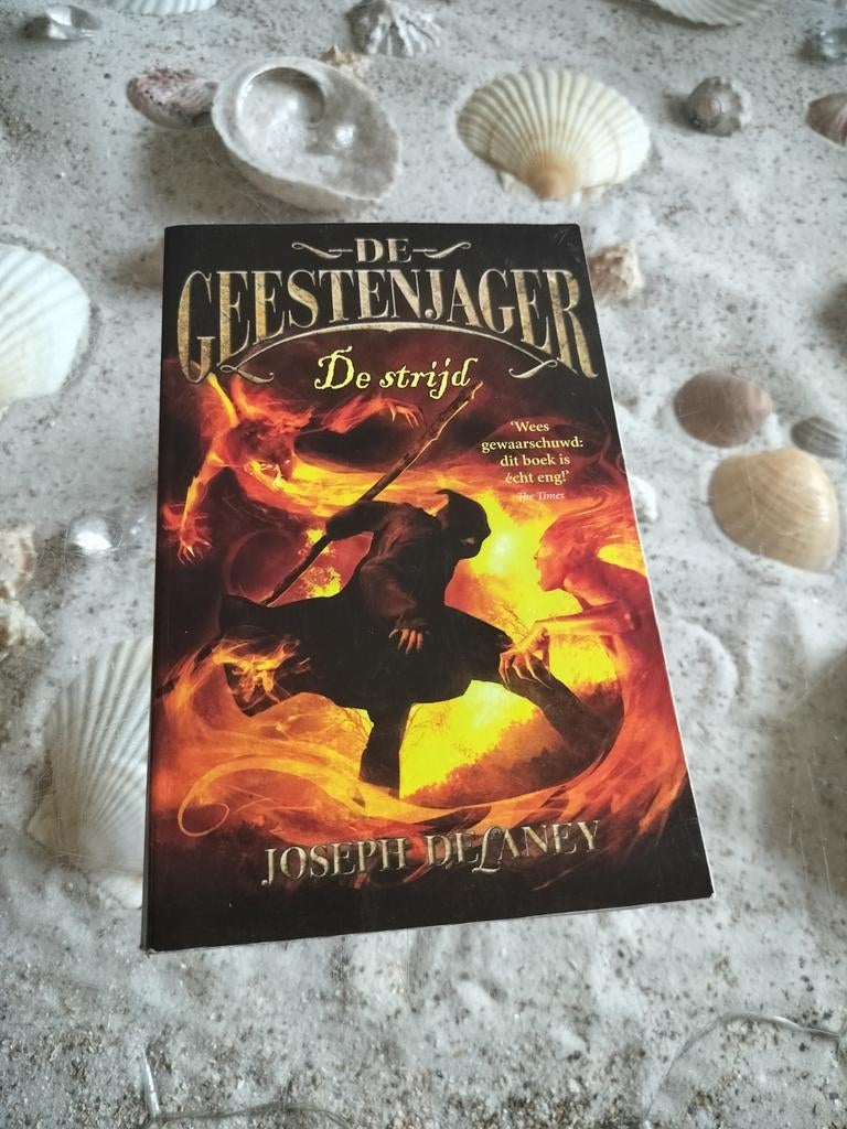 Joseph Delaney - De strijd - De geestenjager, Boeken, Fantasy, Gelezen, Ophalen of Verzenden