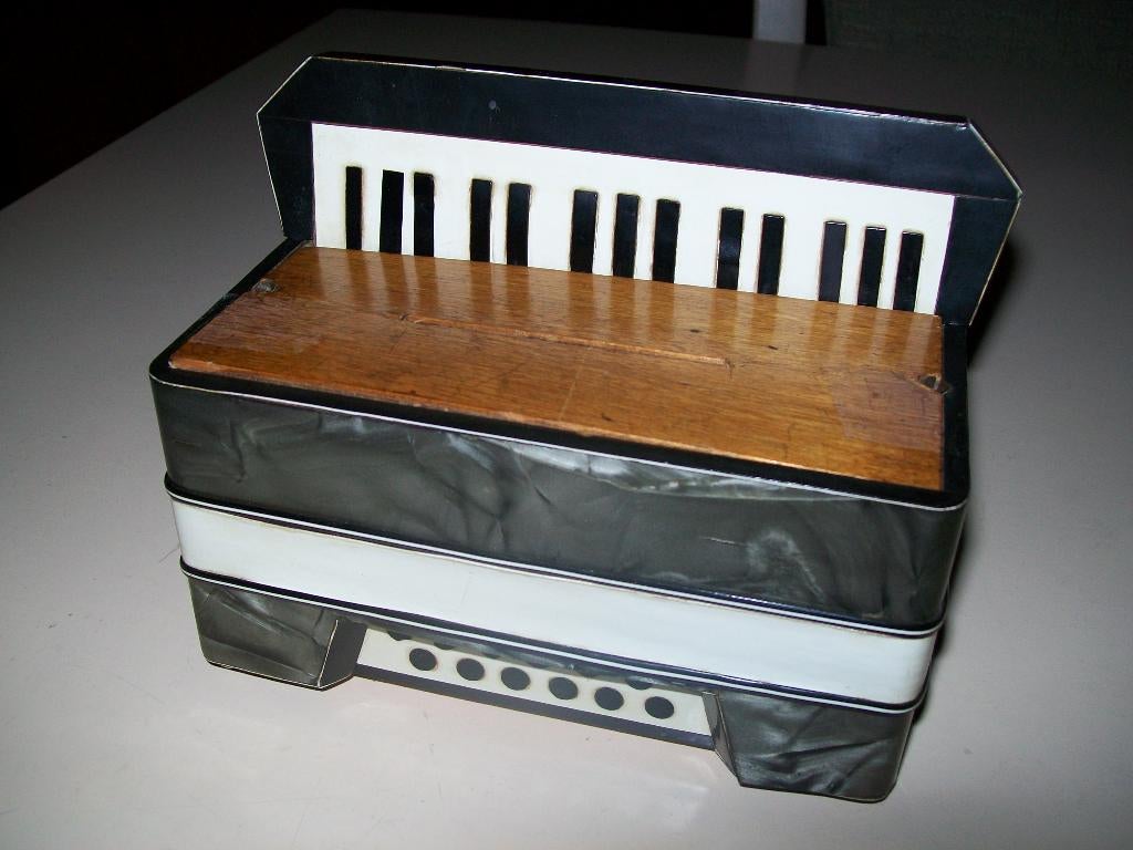 Vintage accordeon spaarpot jaren 70, Verzamelen, Ophalen, Gebruikt