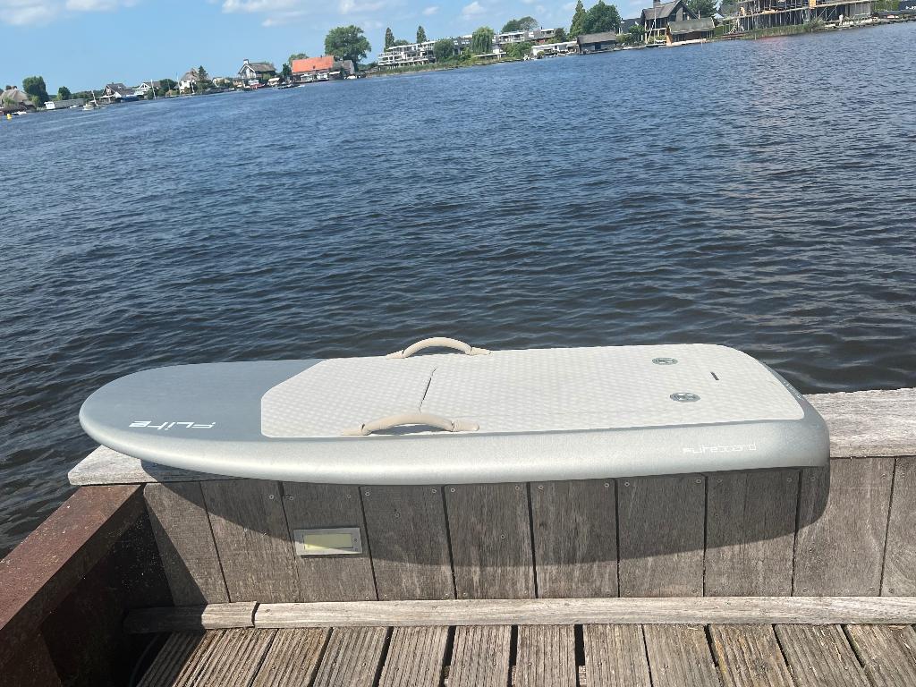 Fliteboard Carbon 100 liter, Ophalen, Zo goed als nieuw, Overige