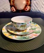 Serviesset met jungledieren: 12 borden, 6 kommen, Keramiek, Ophalen of Verzenden, Zo goed als nieuw, Overige stijlen