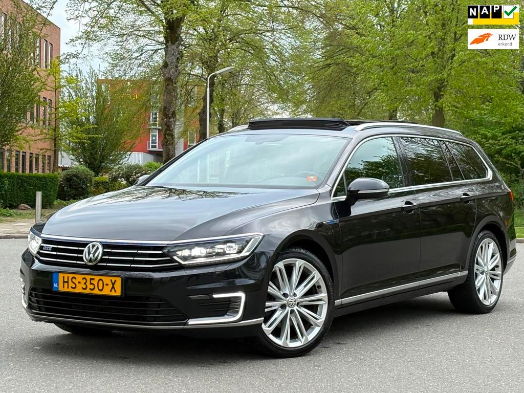 Volkswagen Passat Variant 1.4 TSI GTE Highline|NIEUW HYBRIDE, Auto's, Gebruikt, Zwart, Hybride Elektrisch/Benzine, 1600 kg