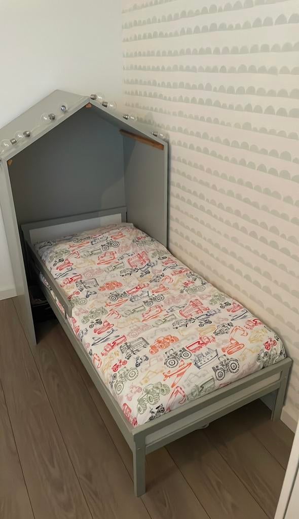 Bedhuisje voor peuterbed, speelhuisje, kinderkamer, ombouw, Ophalen, Gebruikt