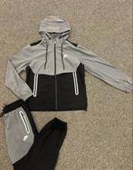 Nike trainingspak grijs/zwart, Overige maten, Ophalen of Verzenden, Grijs, Gedragen