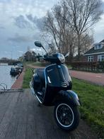 Vespa GTS 300 HPE ASR 2024 Keyless, Scooter, 300 cc, Particulier, Minimaal motorrijbewijs A2
