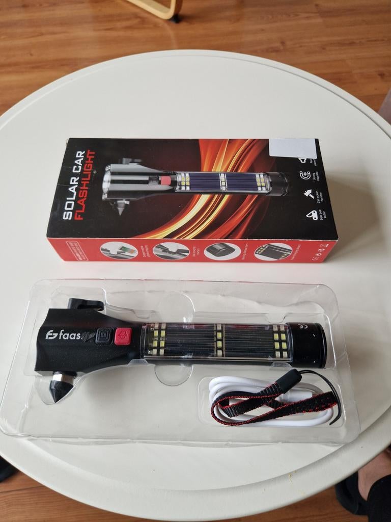 Multifunctionele zaklamp voor in de auto - Nieuw in doos, Ophalen of Verzenden, Nieuw