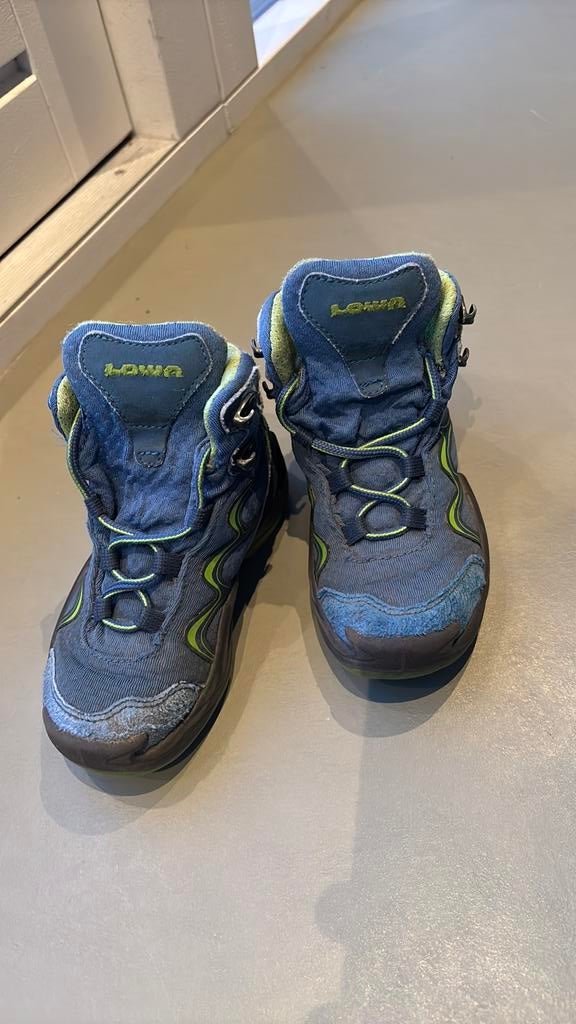 Bergschoenen Lowa maat 25, Ophalen of Verzenden, Zo goed als nieuw, Schoenen