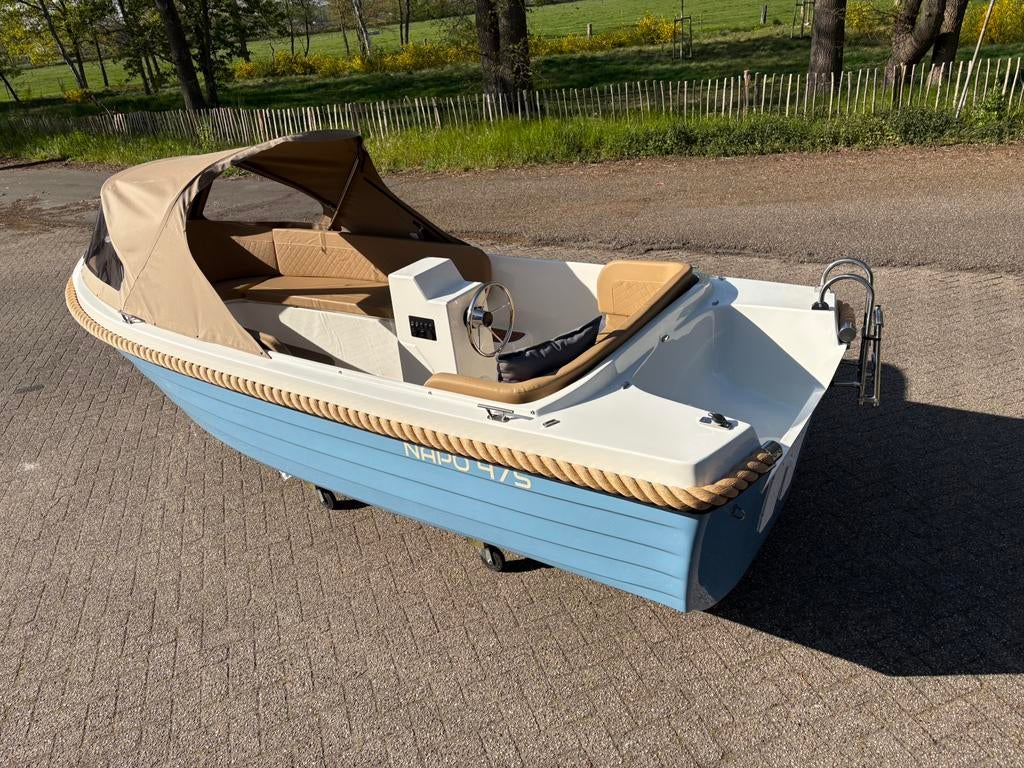 Prachtige NAPO 475 sloep incl 9.8 pk bj. 2026 NIEUW, Watersport en Boten, Ophalen, 10 tot 30 pk, Zo goed als nieuw, 3 tot 6 meter